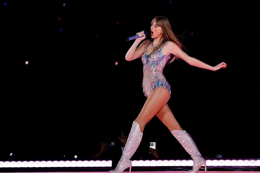 Thousands of Taylor Swift fans hit by UK ticket scams: Lloyds